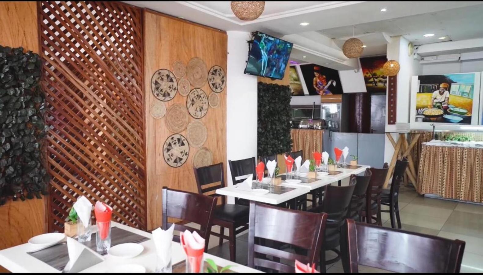Nobila Airport Hotel 科托努 外观 照片