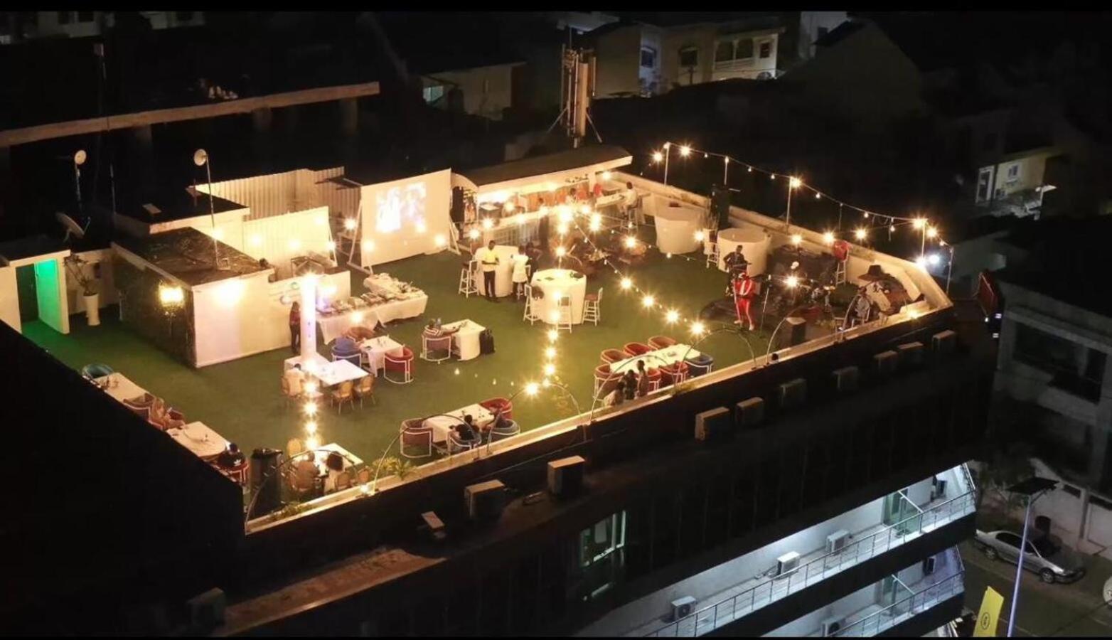 Nobila Airport Hotel 科托努 外观 照片