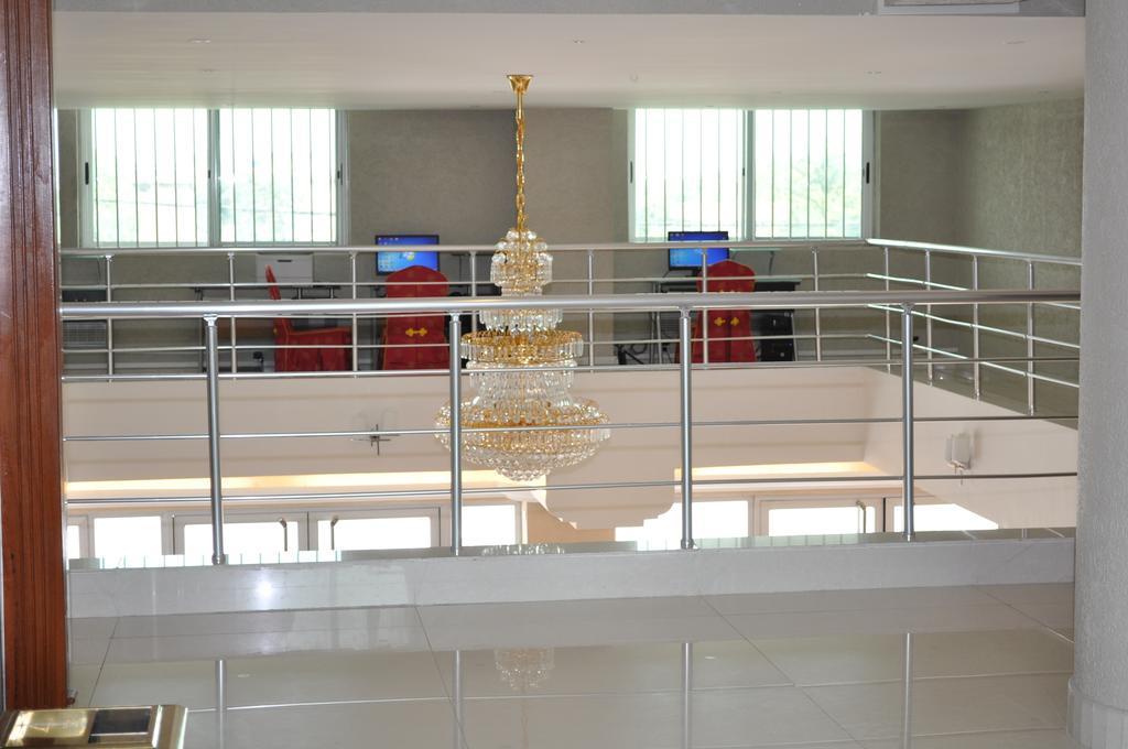 Nobila Airport Hotel 科托努 外观 照片