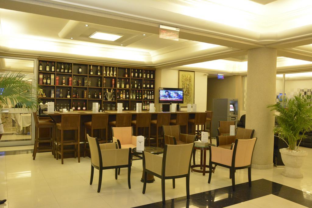 Nobila Airport Hotel 科托努 外观 照片