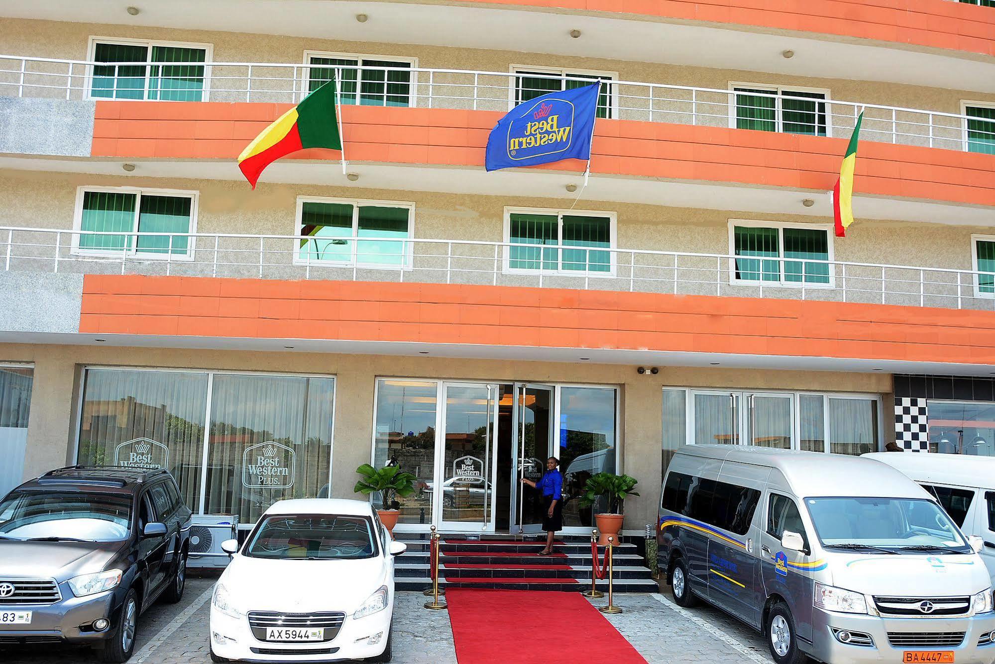 Nobila Airport Hotel 科托努 外观 照片