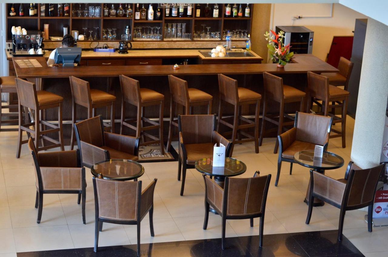 Nobila Airport Hotel 科托努 外观 照片