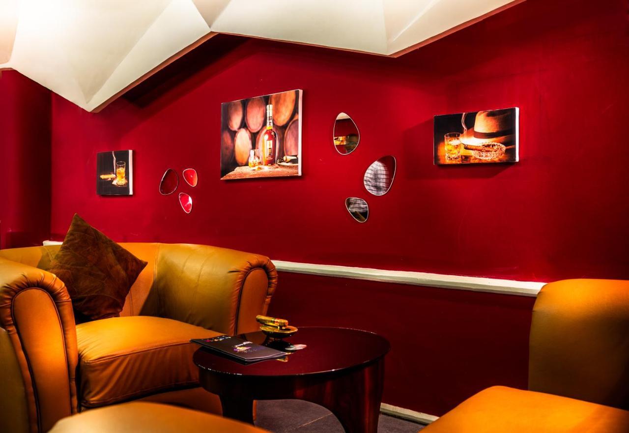 Nobila Airport Hotel 科托努 外观 照片